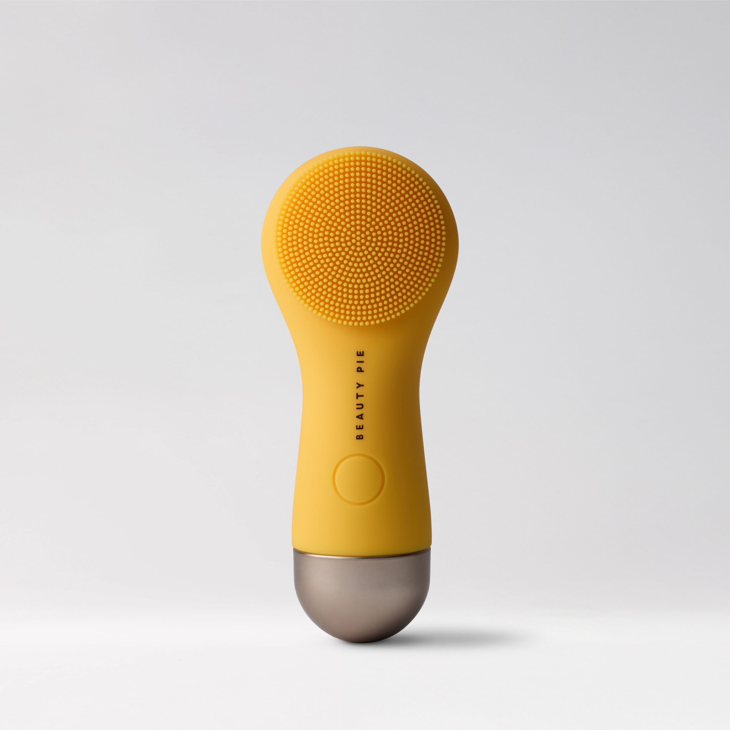 Cleansing_Brush_YELLOW_PDP_PACKSHOT_WEB